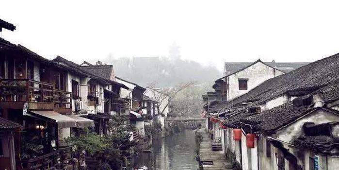 逃出奶油苹果屋